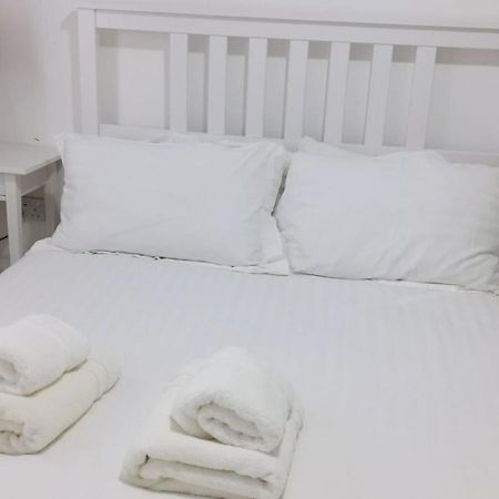 Citybreaks Rooms With Free Parking Liverpool Bagian luar foto